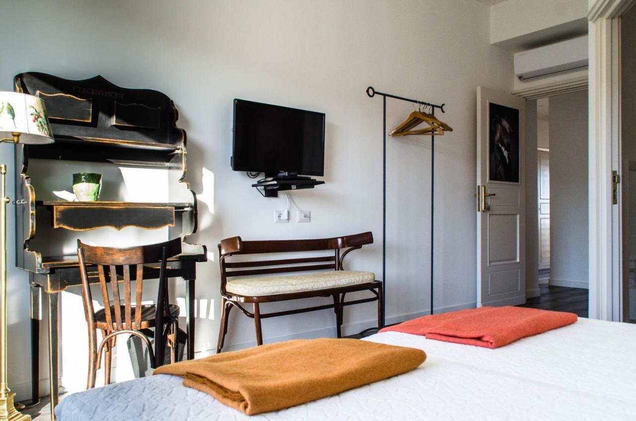 Eleventh Floor Suites กาญารี ภายนอก รูปภาพ